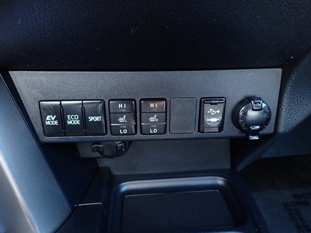Used 2018 Toyota RAV4 Limited w/ Advanced Technology Package AWD/4WD image 20