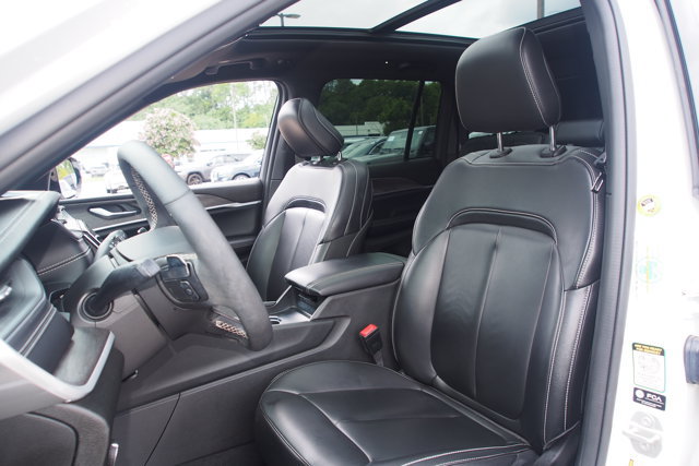 Used 2024 Jeep Grand Cherokee Limited w/ Black Appearance Package AWD/4WD image 19