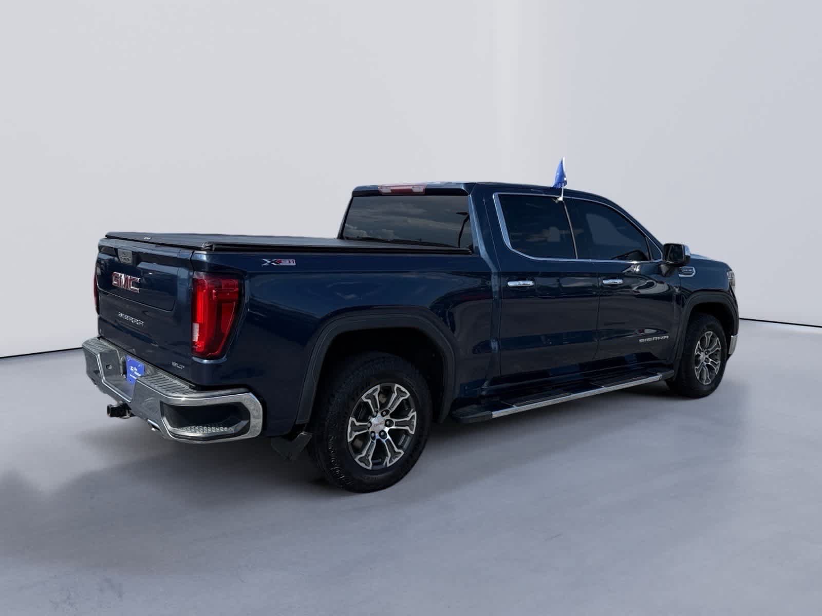 Used 2019 GMC Sierra 1500 SLT w/ X31 Off-Road Package AWD/4WD image 5