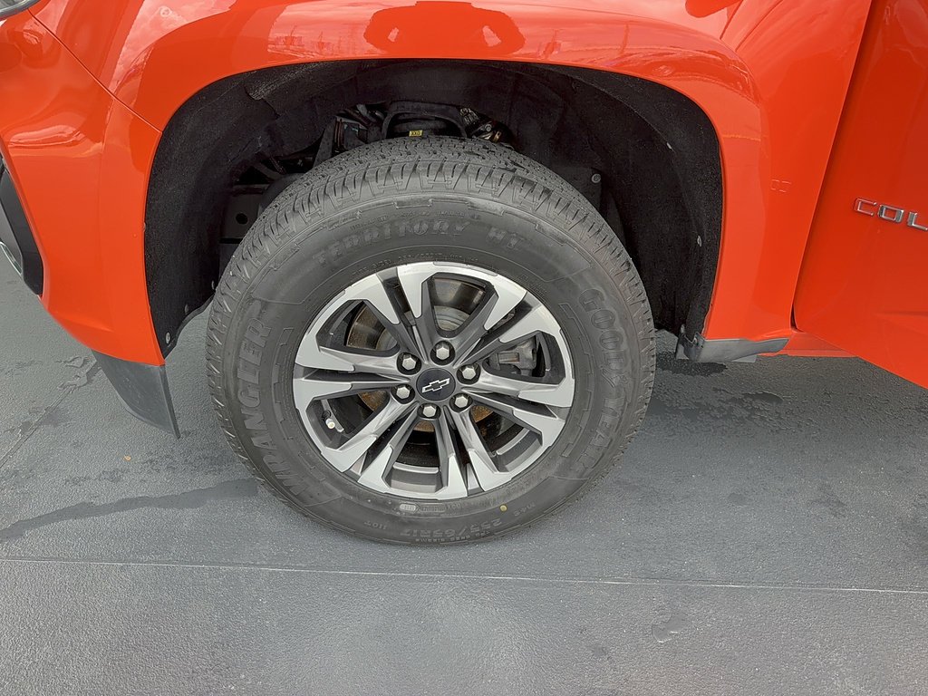 Used 2021 Chevrolet Colorado Z71 AWD/4WD image 34