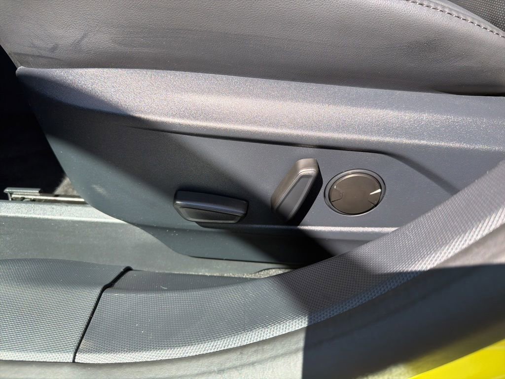 Certified 2025 Ford Mustang Mach-E Premium AWD/4WD image 22