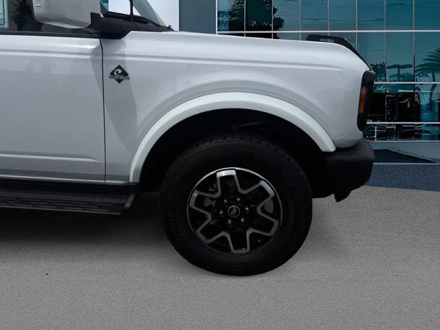 Certified 2025 Ford Bronco Outer Banks AWD/4WD image 9