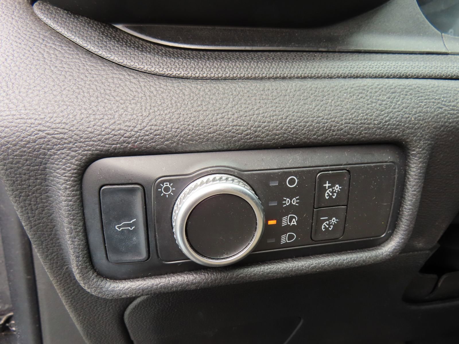 Certified 2020 Ford Explorer 4WD image 12