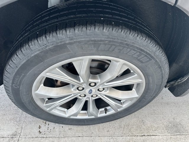 Certified 2023 Ford Explorer XLT w/ Equipment Group 202A image 8