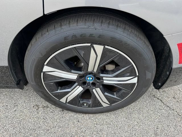 Used 2023 BMW iX M60 w/ Executive Package AWD/4WD image 8