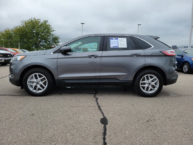 Certified 2023 Ford Edge SEL w/ Convenience Package AWD/4WD image 2