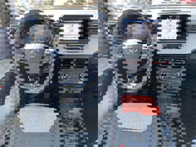 Certified 2023 Ford Maverick XLT image 12