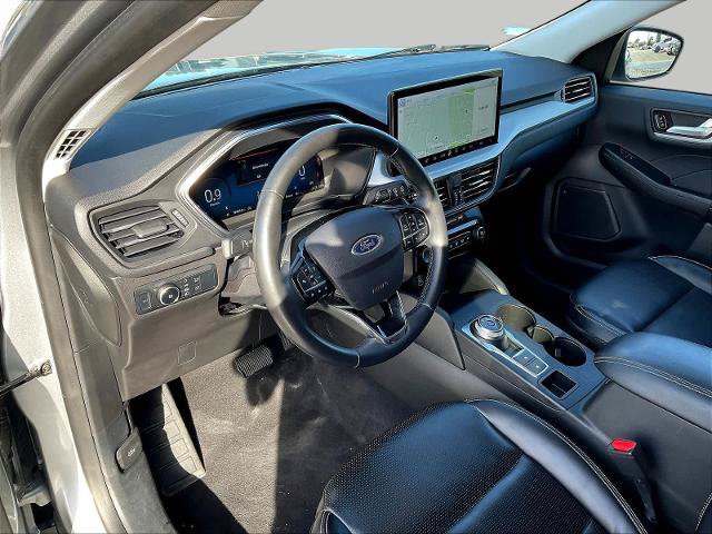 Certified 2024 Ford Escape Platinum AWD/4WD image 19