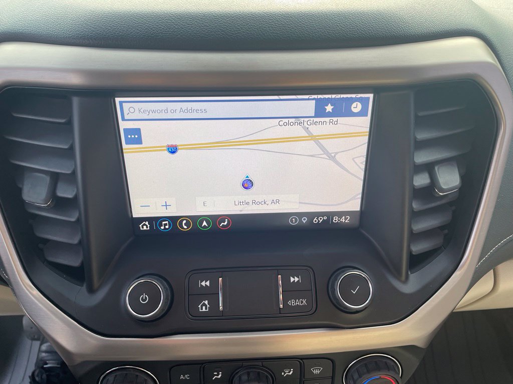 Used 2021 GMC Acadia Denali w/ Denali Technology Package FWD image 18