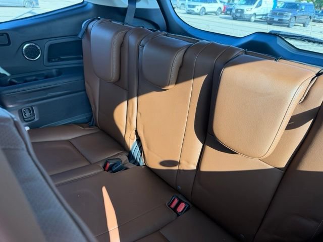Used 2020 Subaru Ascent Touring w/ Popular Package #2A AWD/4WD image 29