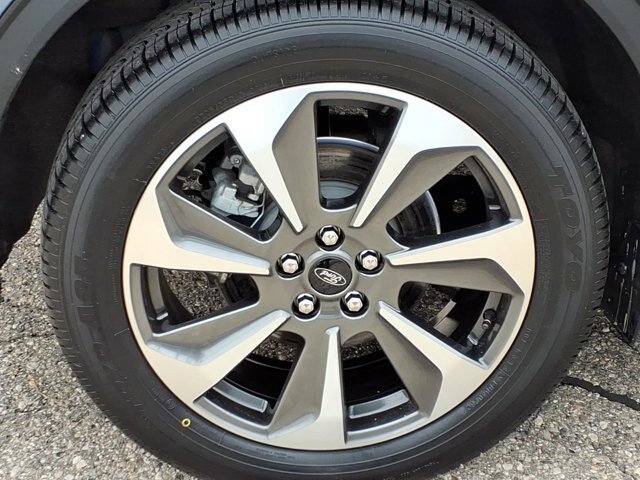 Certified 2023 Ford Escape Platinum w/ Premium Technology Package AWD/4WD image 23
