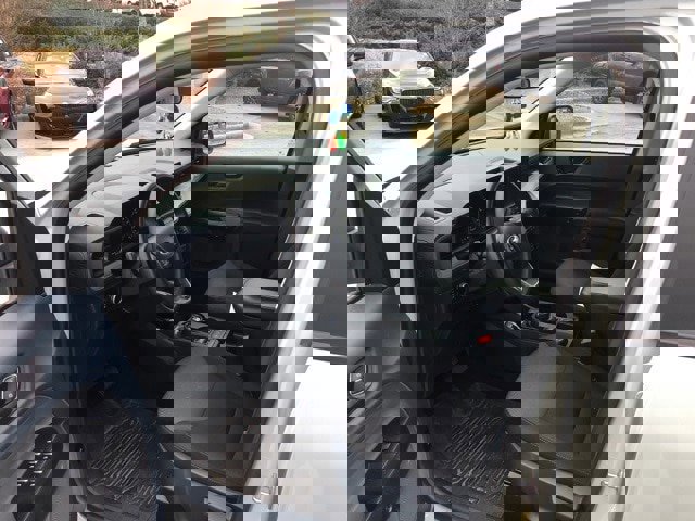 Certified 2024 Ford Maverick XL image 8