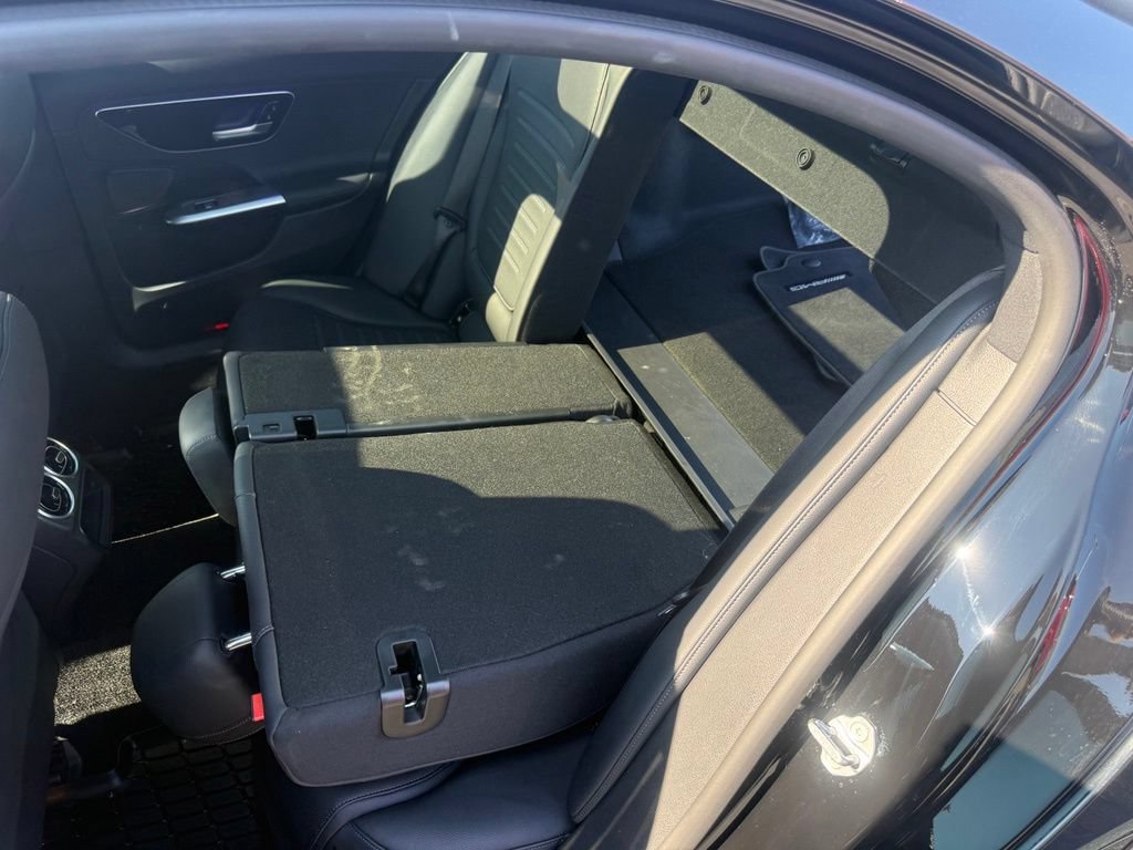 Used 2023 Mercedes-Benz C 300 4MATIC Sedan image 34