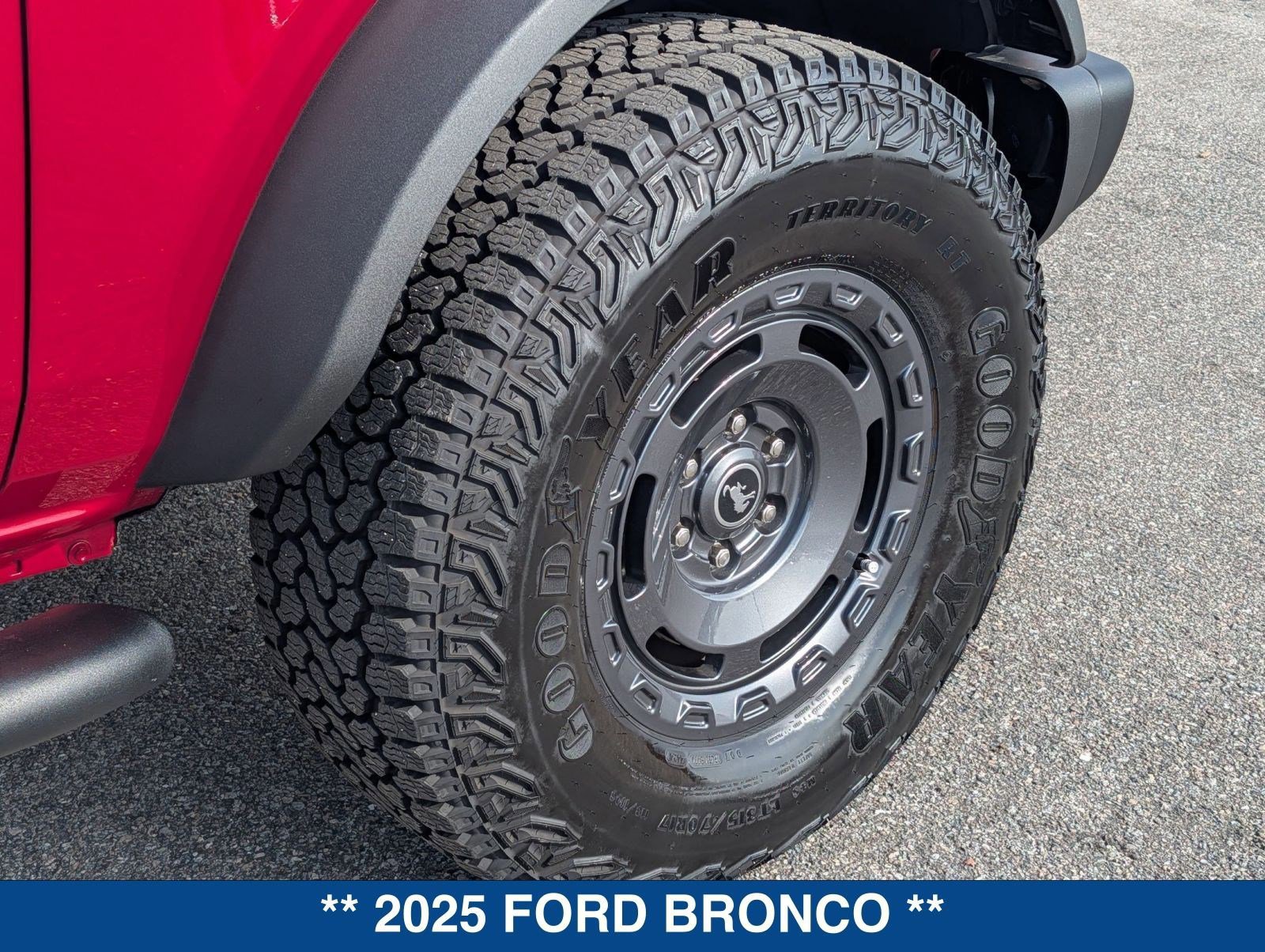 Certified 2025 Ford Bronco Badlands image 13