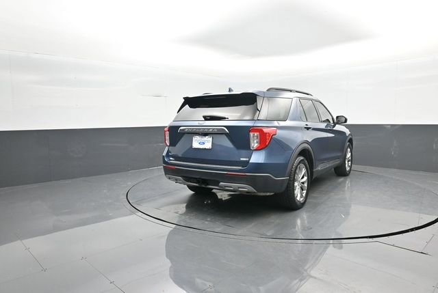 Certified 2020 Ford Explorer XLT w/ Equipment Group 202A image 7