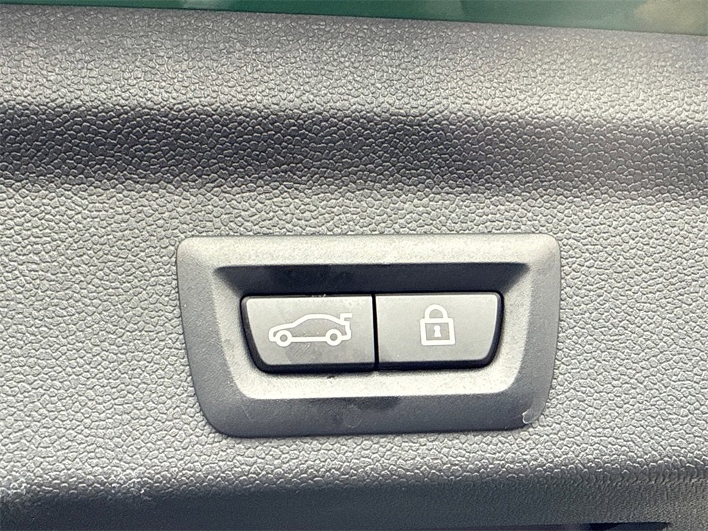 Used 2022 MINI Cooper Countryman S w/ Premium Package image 19