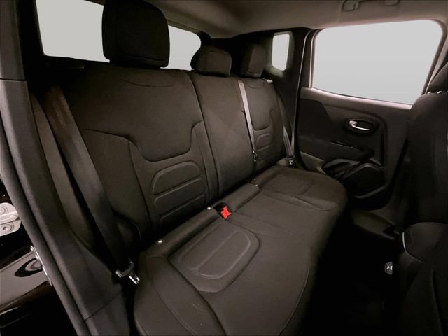 Used 2020 Jeep Renegade Latitude w/ Cold Weather Group AWD/4WD image 26