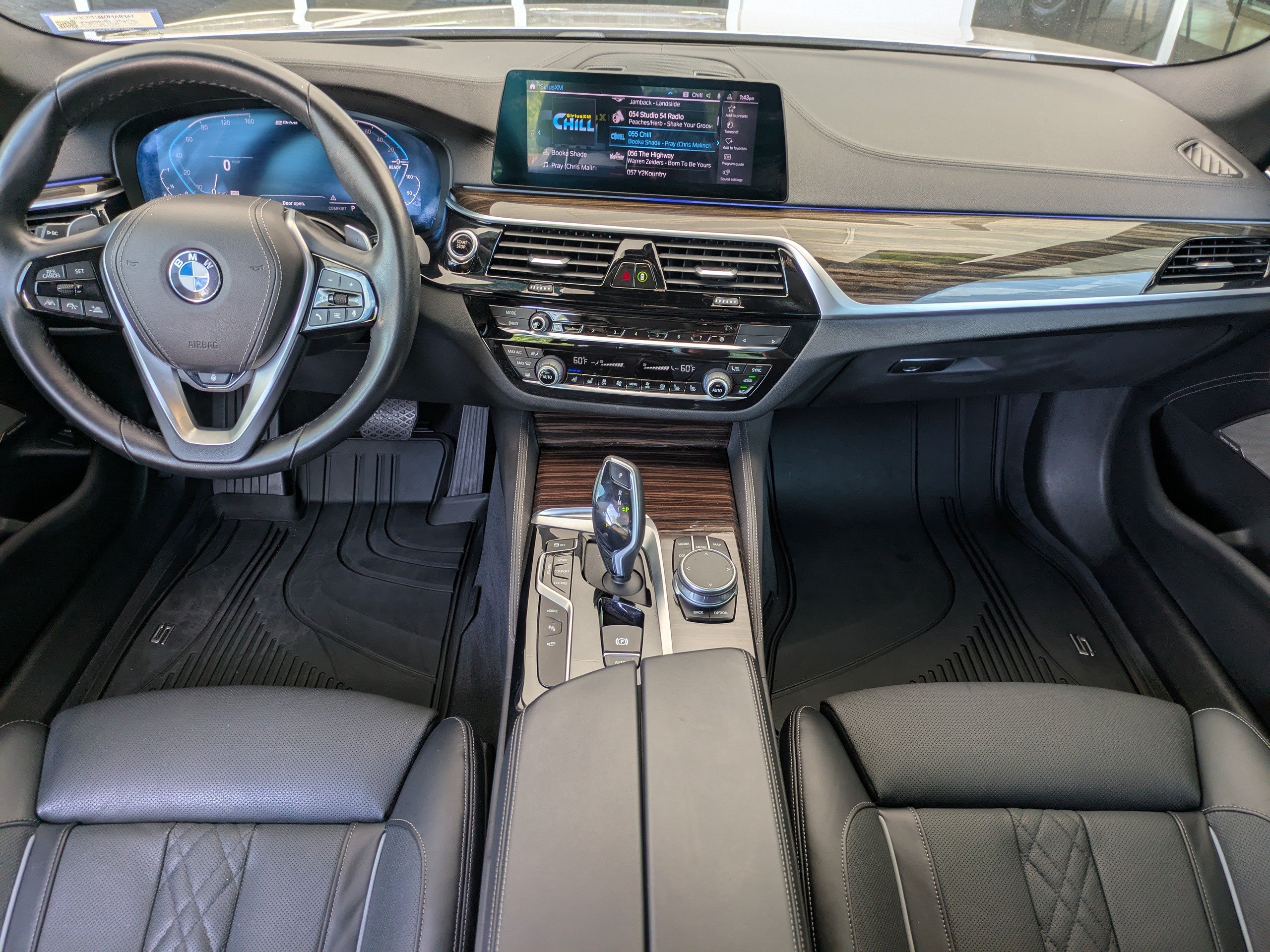 Used 2020 BMW 530e w/ Executive Package RWD image 15