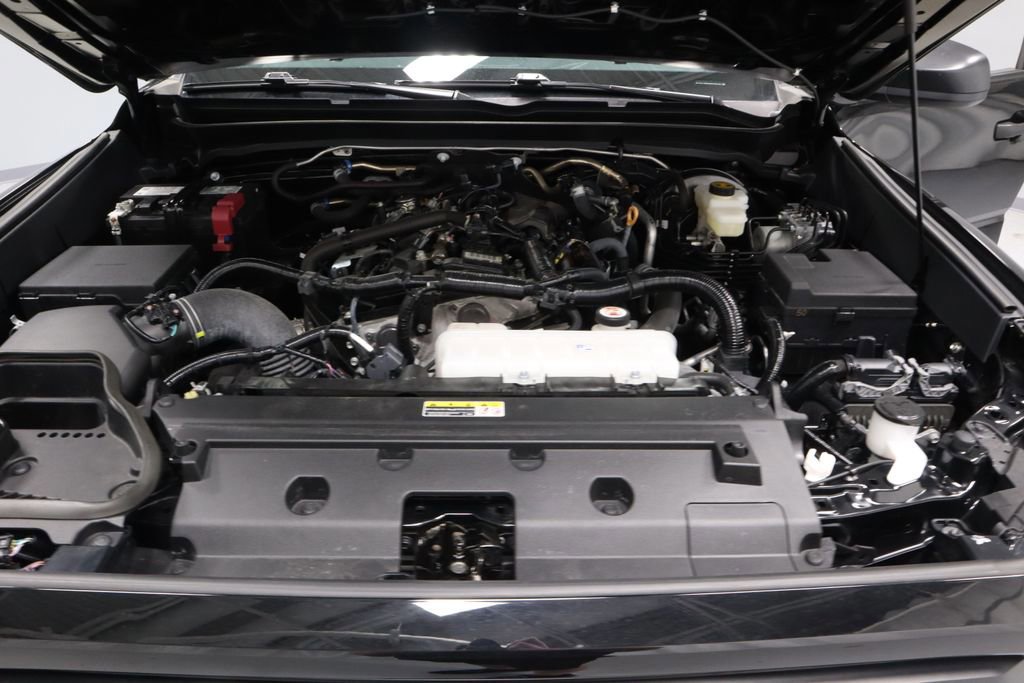 Used 2024 Toyota Tacoma SR AWD/4WD image 13