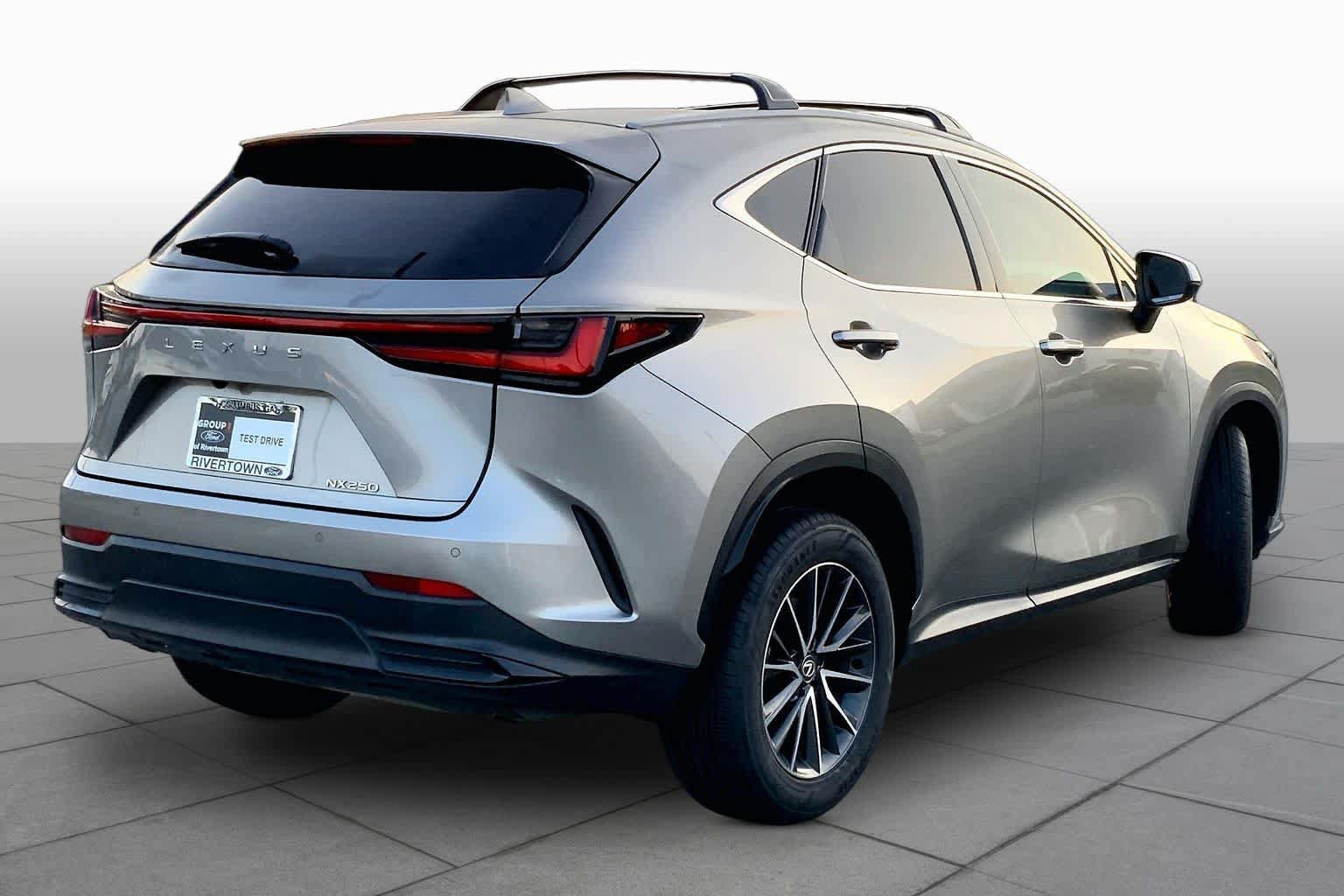 Used 2025 Lexus NX 250 FWD w/ Accessory Package (2T) image 12