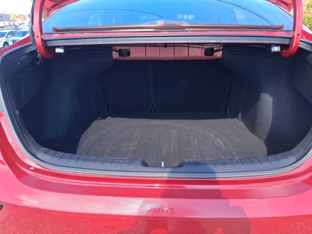 Used 2019 Kia Forte LXS FWD image 19