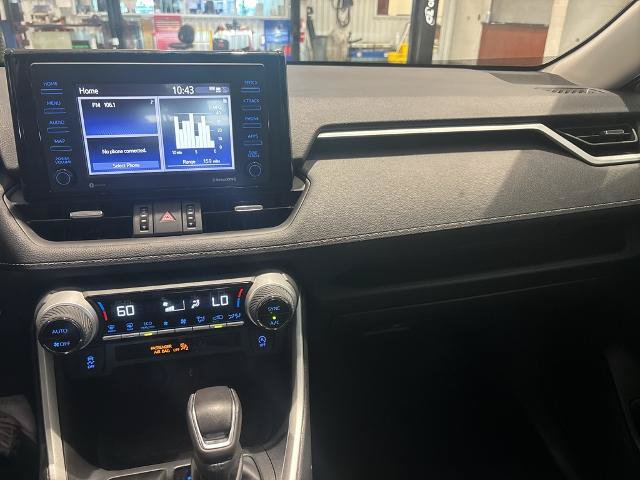 Used 2022 Toyota RAV4 XLE Premium FWD image 15