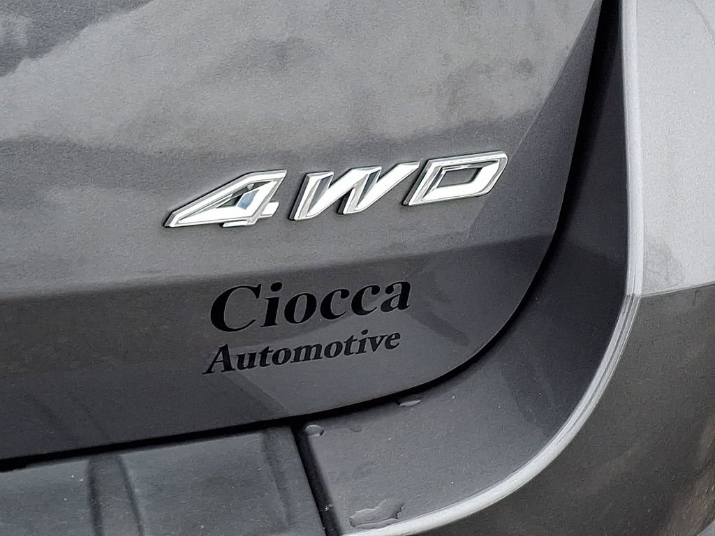 Certified 2022 Ford Explorer XLT image 32