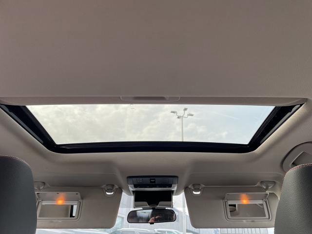 Used 2023 Nissan Altima 2.5 SR w/ SR Premium Package image 17