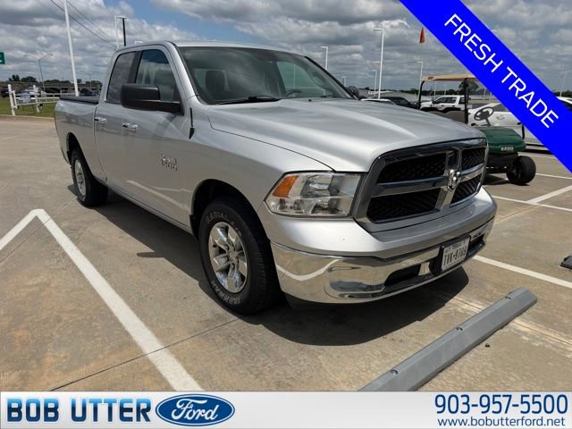 Used 2017 RAM 1500 Classic SLT RWD image 2