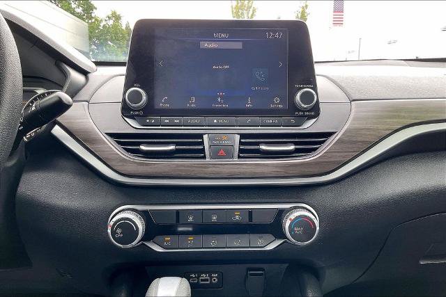 Used 2025 Nissan Altima 2.5 SV FWD image 31