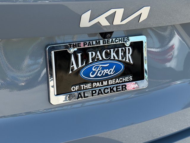 Used 2024 Kia Sorento S w/ Panoramic Sunroof Package FWD image 13