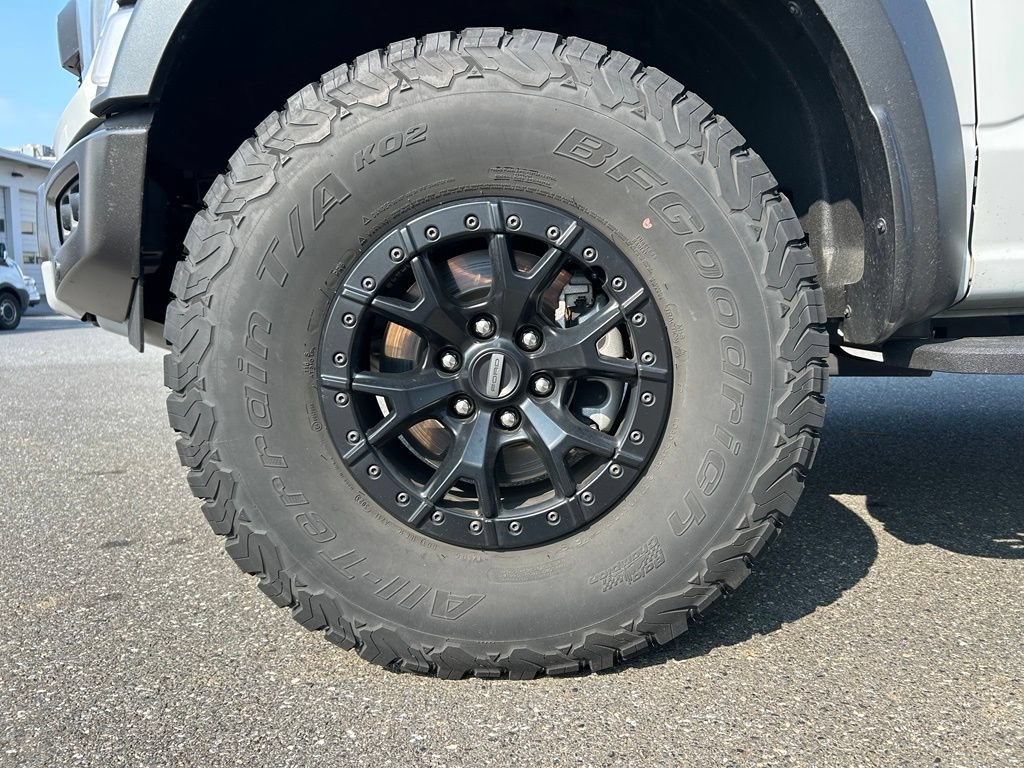 Certified 2023 Ford F150 Raptor w/ Raptor 37 Performance Package AWD/4WD image 13