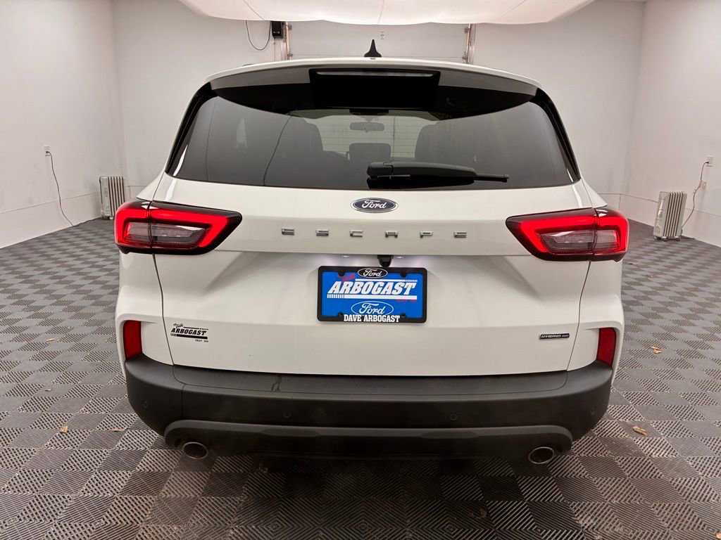 Certified 2025 Ford Escape ST-Line Elite w/ Tech Pack #2 image 9