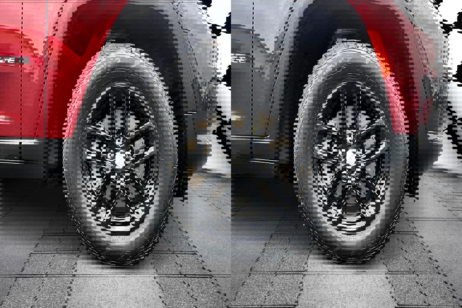 Used 2021 Jeep Grand Cherokee L Laredo w/ Luxury Tech Group I image 8