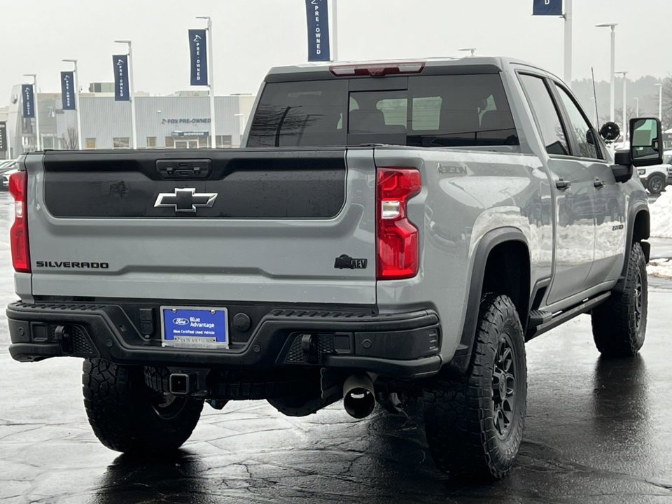Used 2024 Chevrolet Silverado 2500 ZR2 w/ ZR2 Bison Edition video 2
