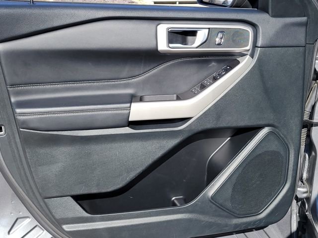 Certified 2024 Ford Explorer XLT w/ Equipment Group 202A image 8