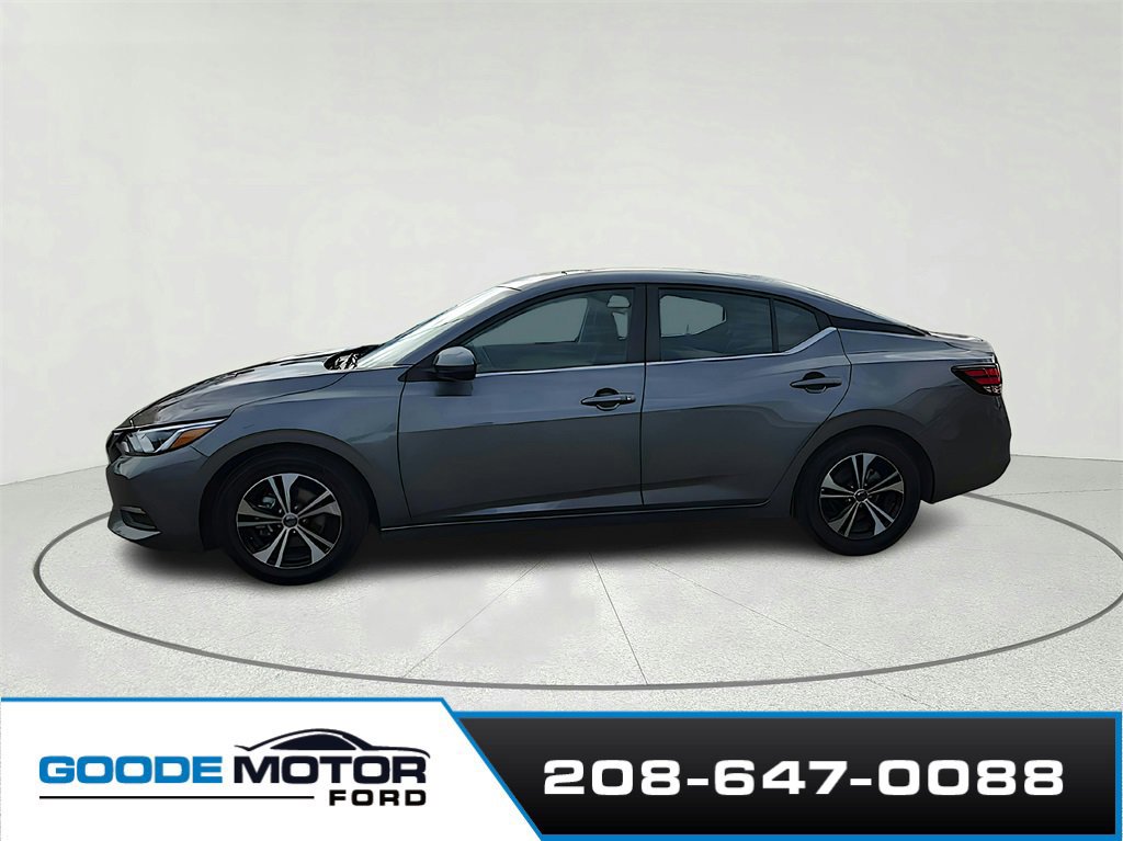 Used 2022 Nissan Sentra SV image 2