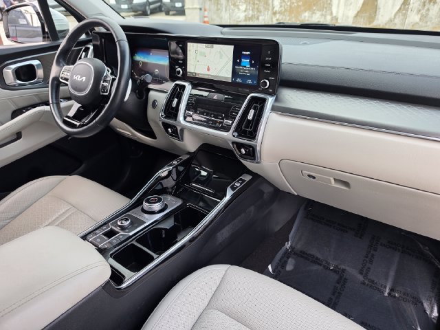 Used 2023 Kia Sorento SX Prestige AWD/4WD image 25