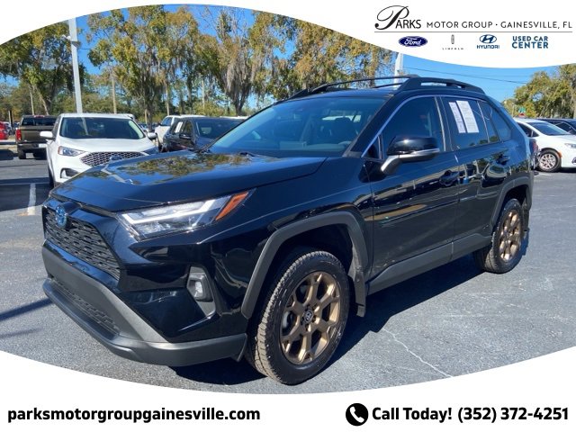 Used 2023 Toyota RAV4 Woodland Edition image 5