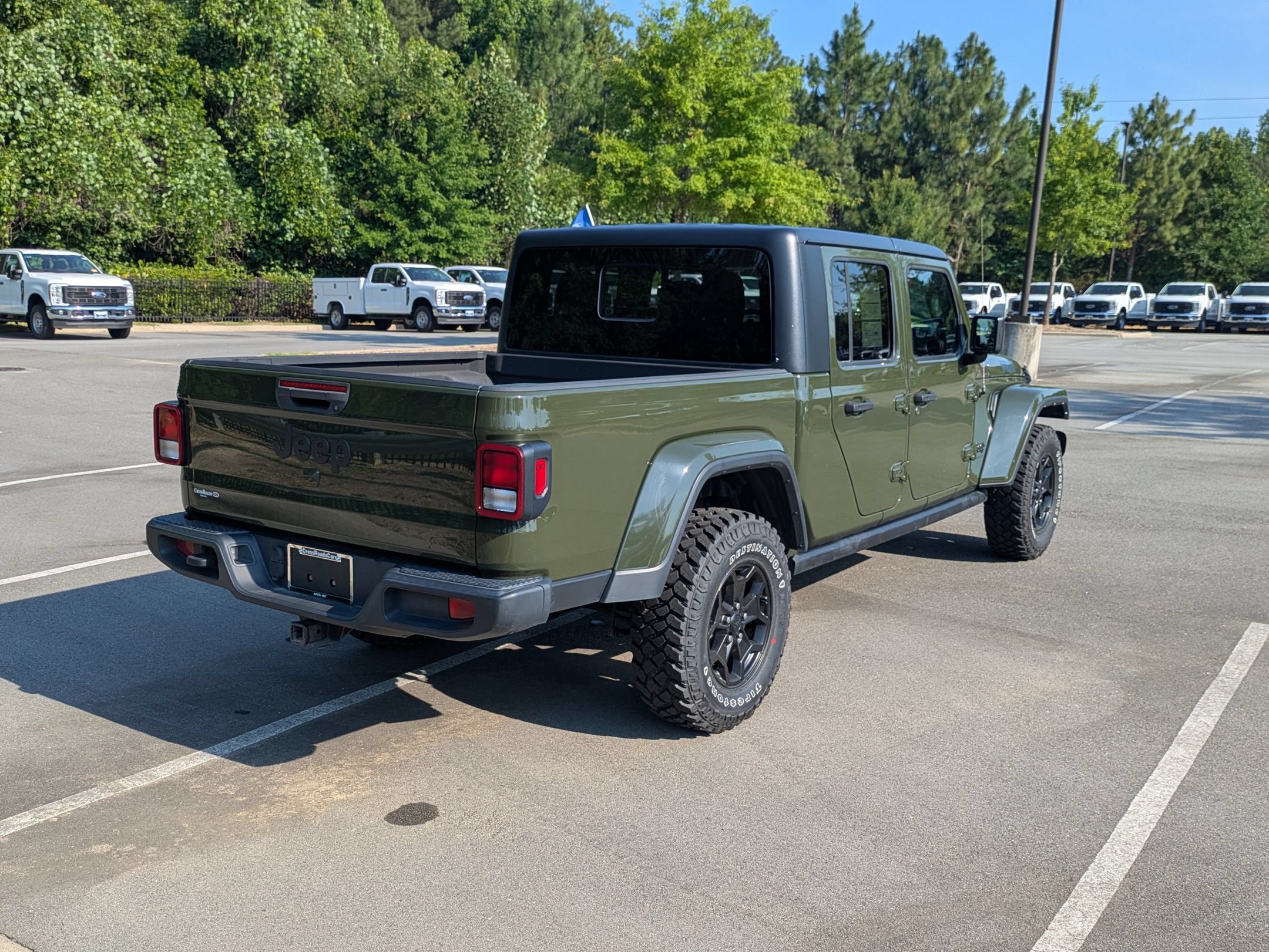 Used 2021 Jeep Gladiator Sport AWD/4WD image 4