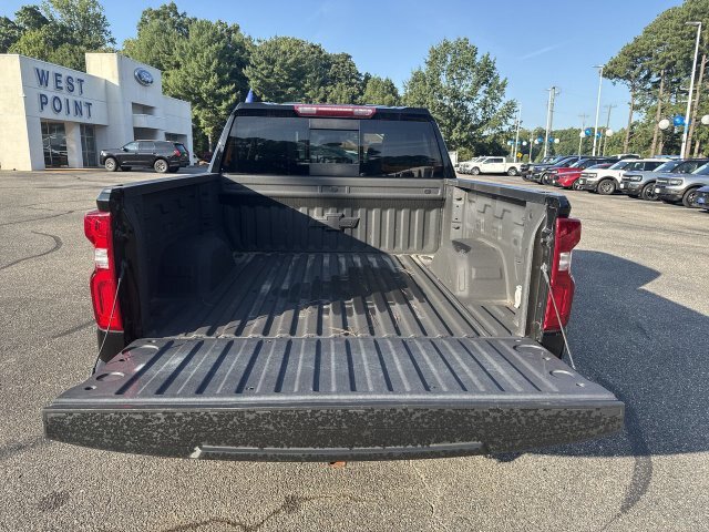 Used 2024 Chevrolet Silverado 1500 RST AWD/4WD image 15
