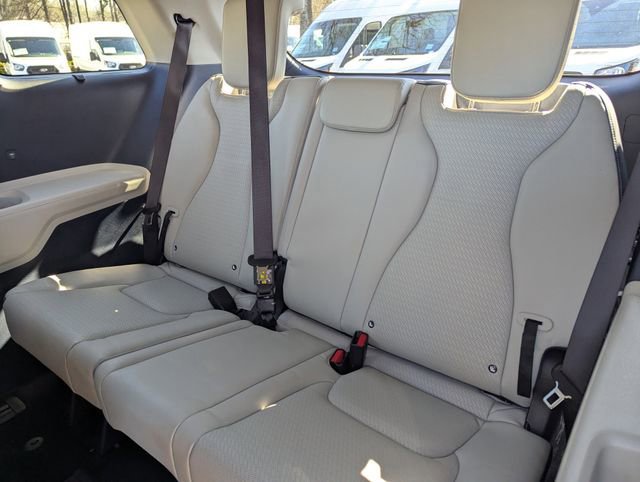 Used 2026 Kia Carnival SX Prestige image 13