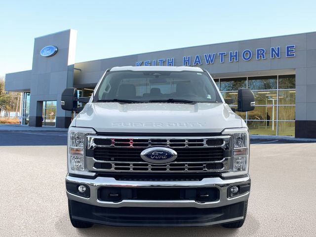 Certified 2025 Ford F250 XLT image 5