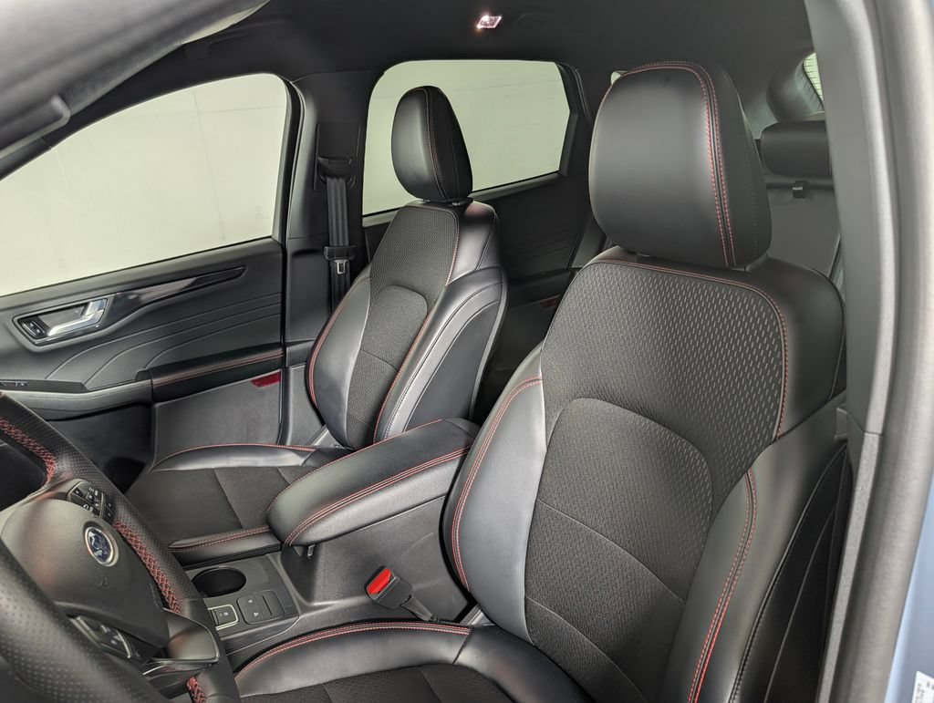 Certified 2025 Ford Escape ST-Line FWD image 23