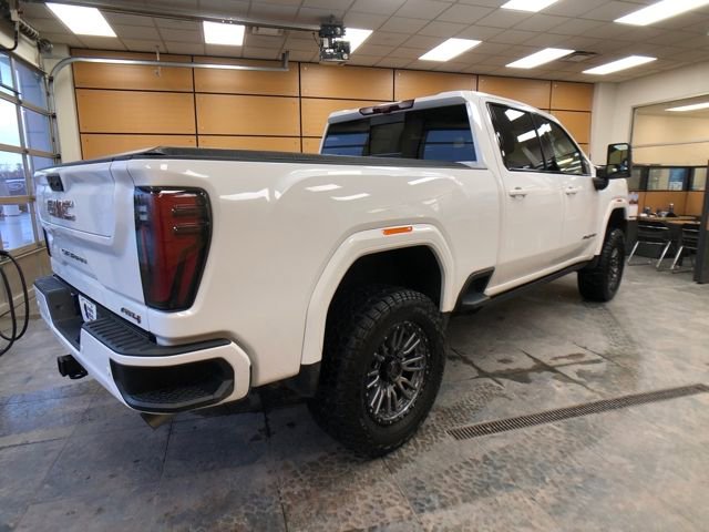 Used 2024 GMC Sierra 2500 AT4 w/ AT4 Premium Plus Package image 7