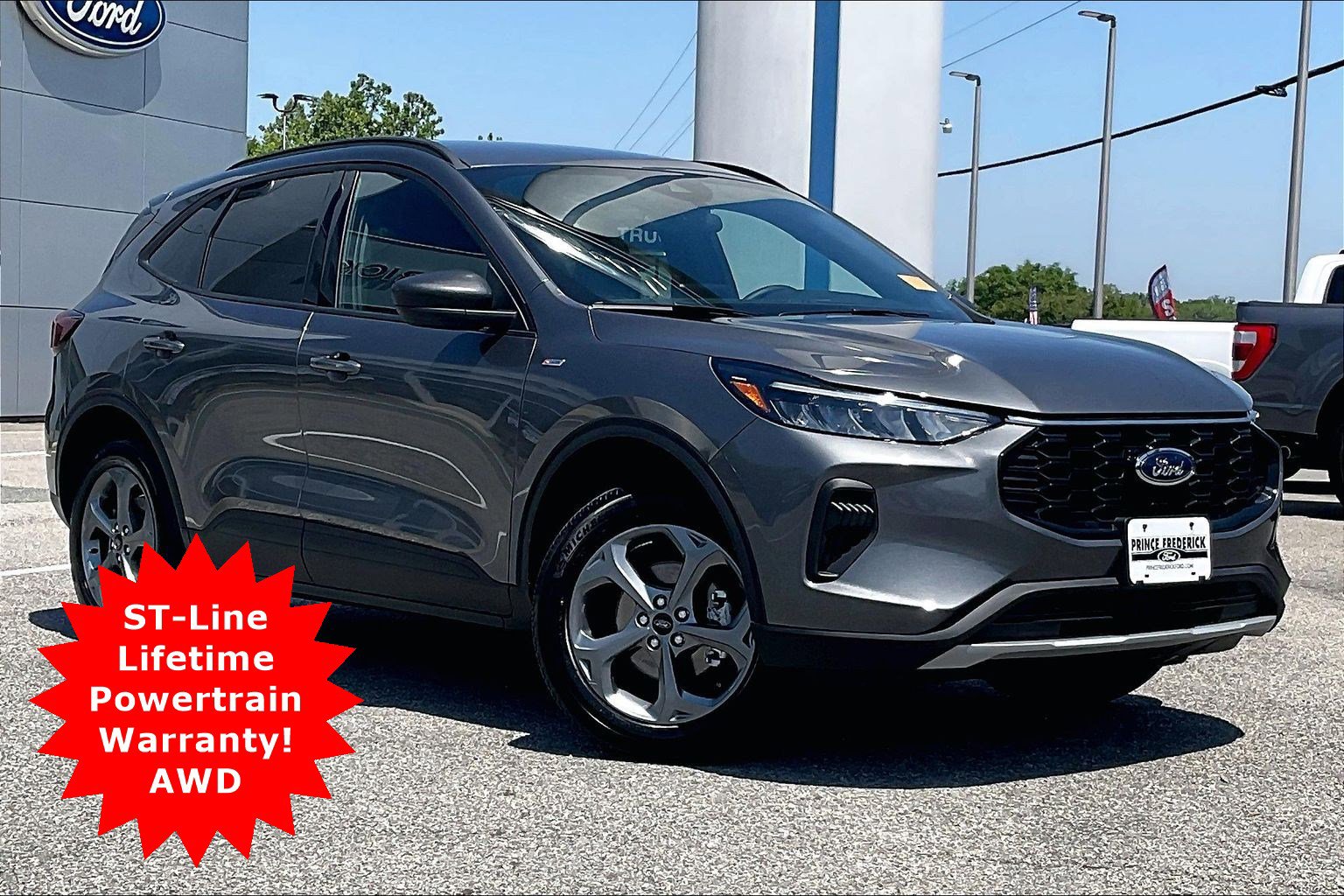 Certified 2025 Ford Escape ST-Line AWD/4WD image 1