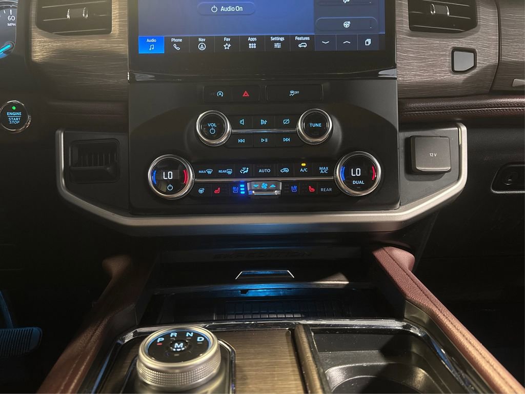Certified 2024 Ford Expedition Limited AWD/4WD image 32