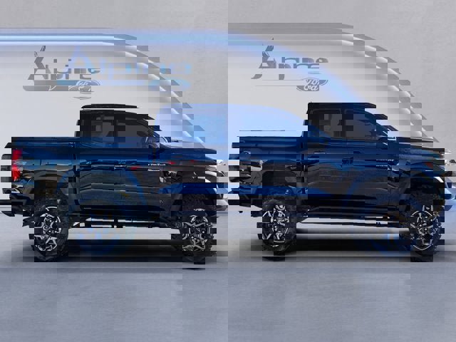 Used 2024 Chevrolet Colorado ZR2 w/ Technology Package image 6