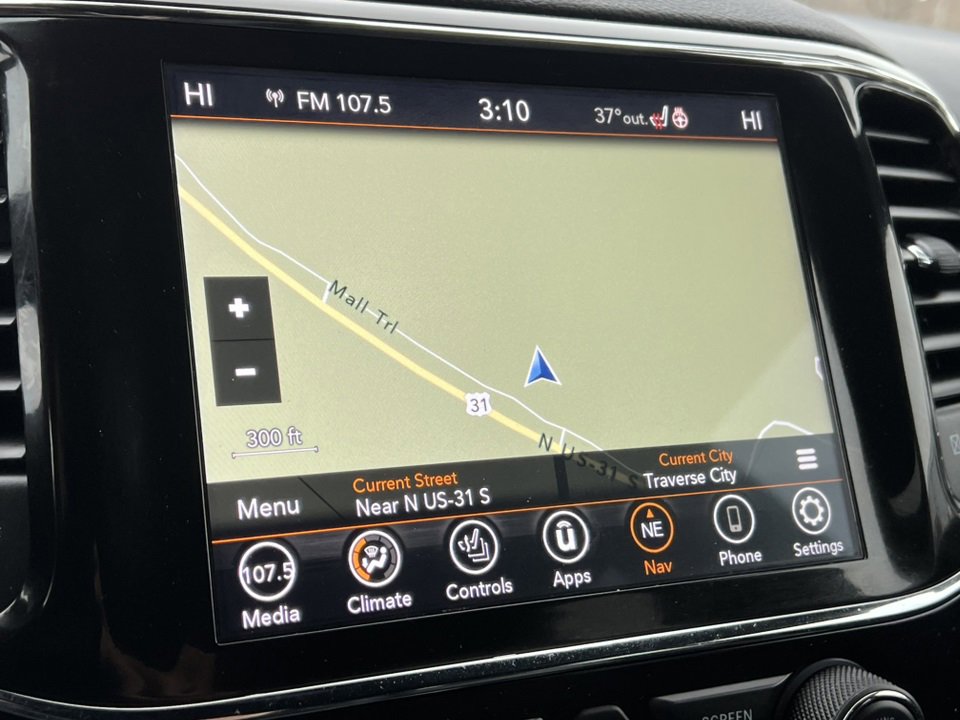 Used 2022 Jeep Grand Cherokee Laredo X image 24