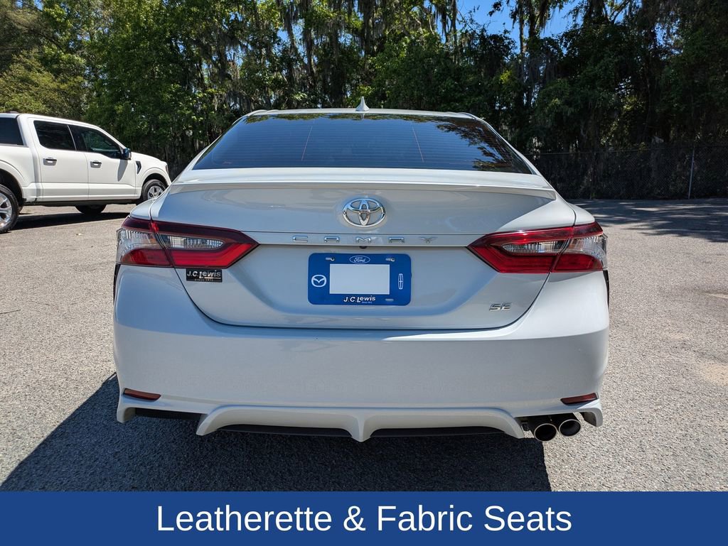 Used 2023 Toyota Camry SE FWD image 5